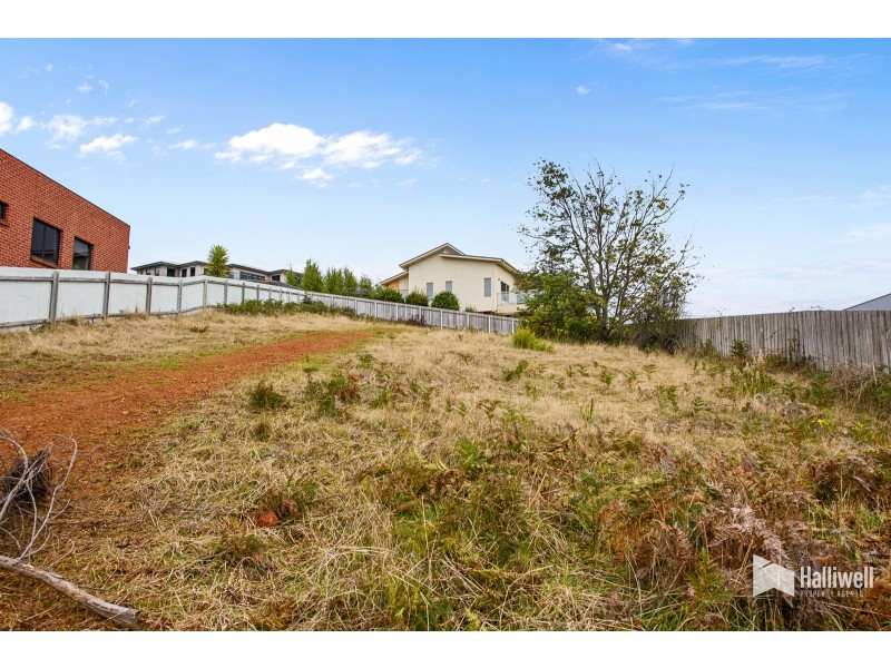 37 McCall Terrace, Stony Rise TAS 7310