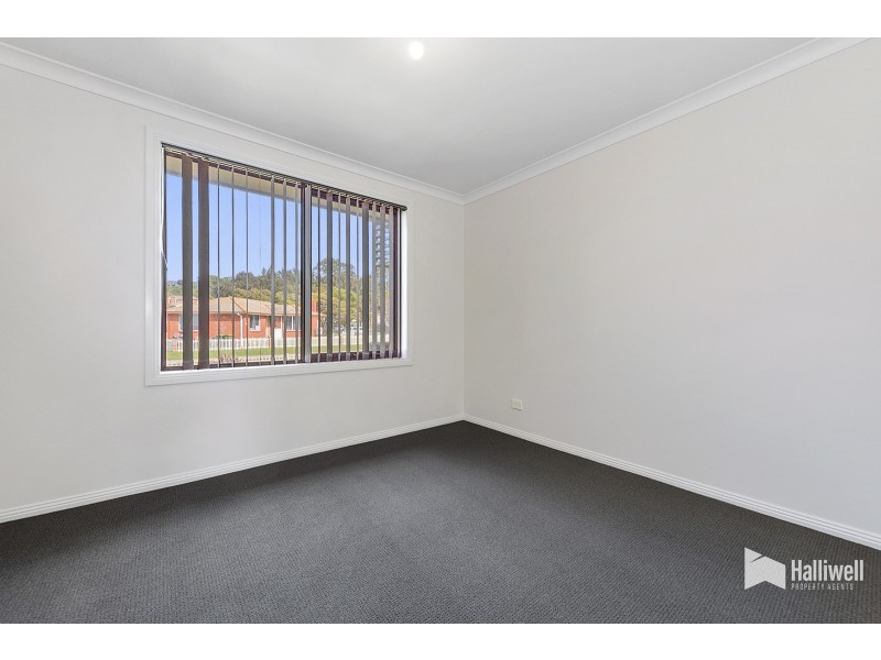 16 Tingha Way, West Ulverstone TAS 7315