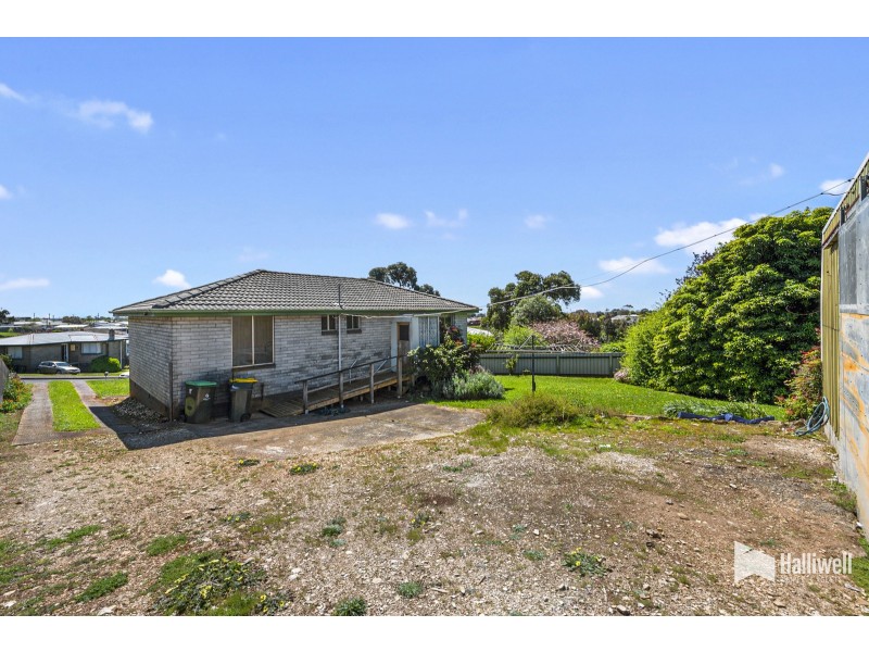 42 Barker Street, Ulverstone TAS 7315