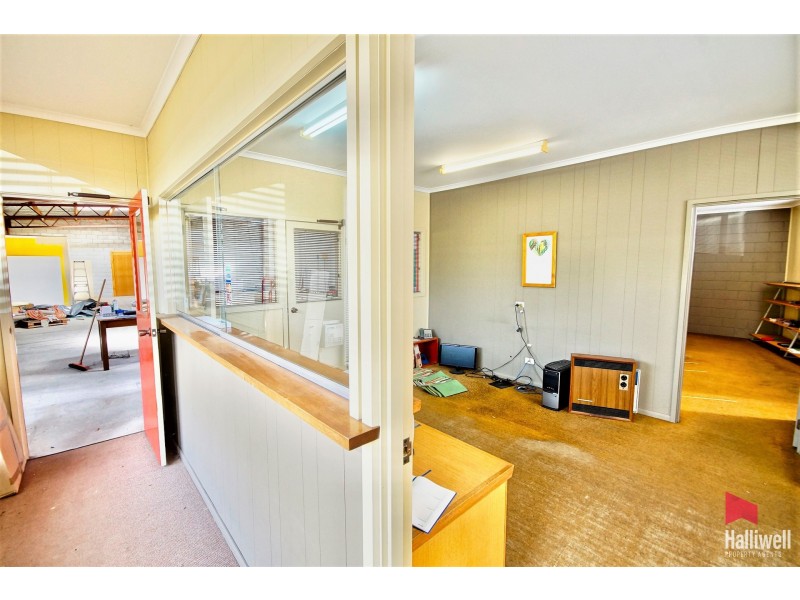 1/51 Don Road, Devonport TAS 7310