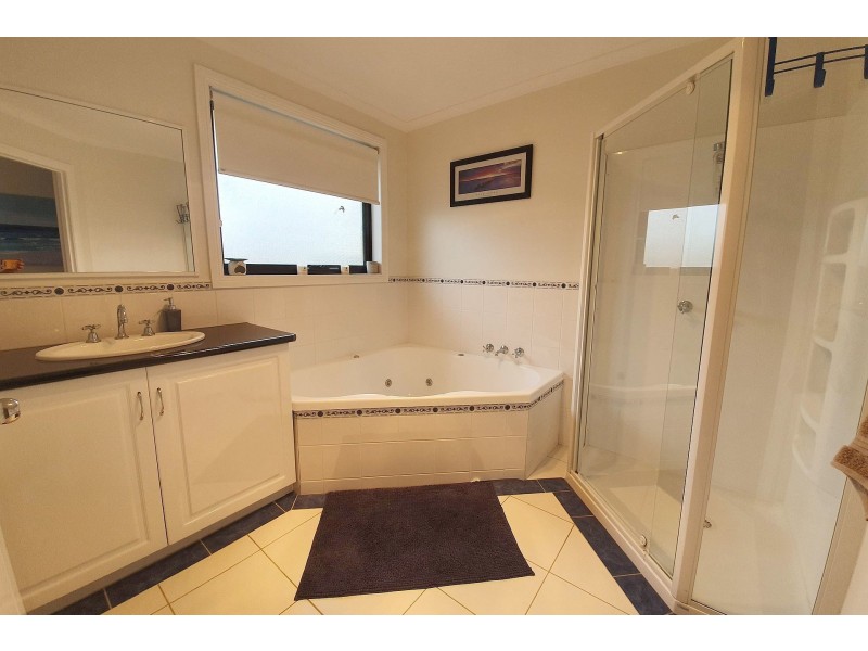 98 Shearwater Boulevard, Shearwater TAS 7307