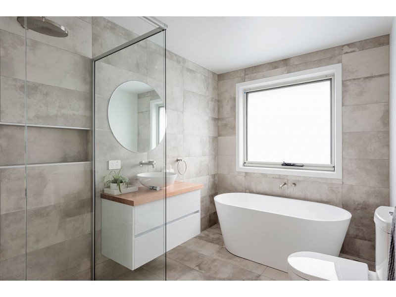 2/42 Stanley Street, Latrobe TAS 7307