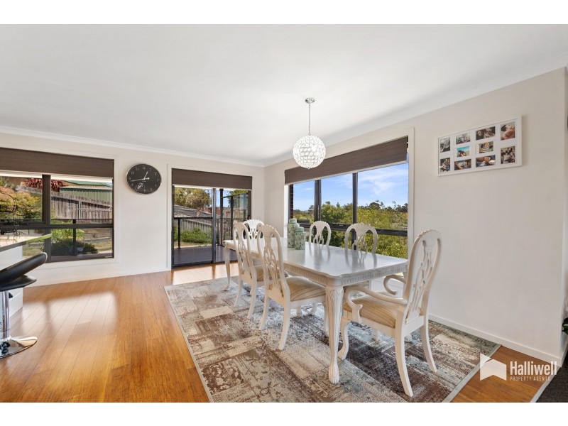 41 McCall Terrace, Stony Rise TAS 7310