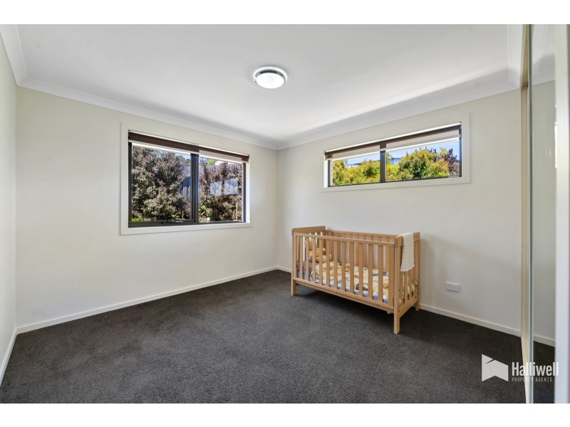 41 McCall Terrace, Stony Rise TAS 7310