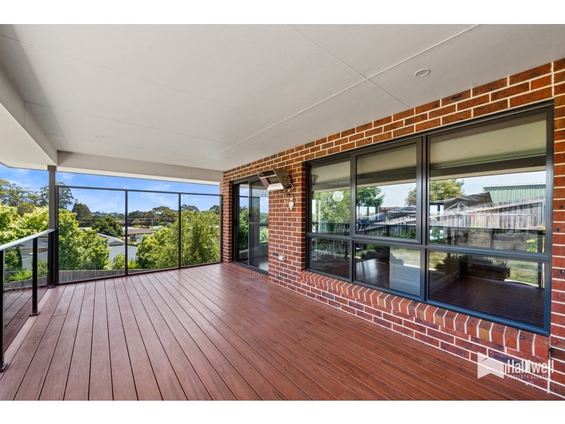 41 McCall Terrace, Stony Rise TAS 7310