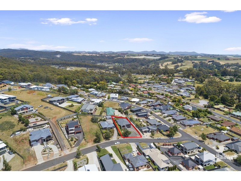 41 McCall Terrace, Stony Rise TAS 7310