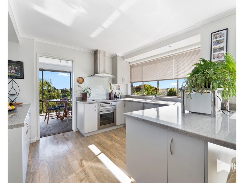 72 Sunbeam Crescent, East Devonport TAS 7310