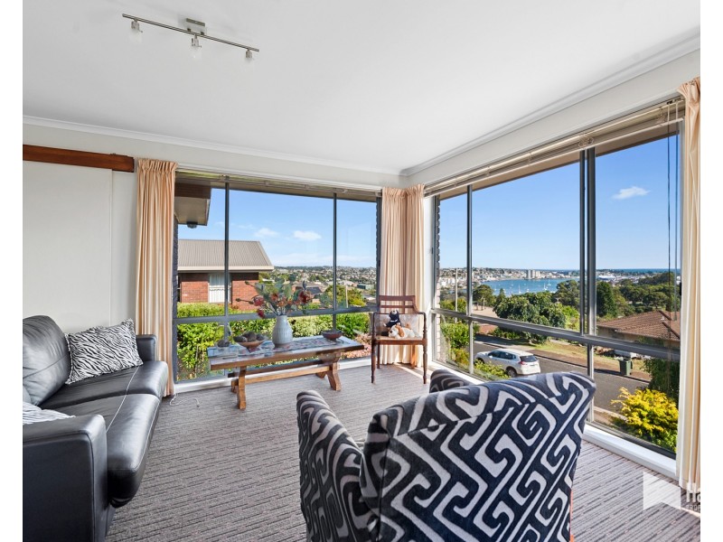 72 Sunbeam Crescent, East Devonport TAS 7310