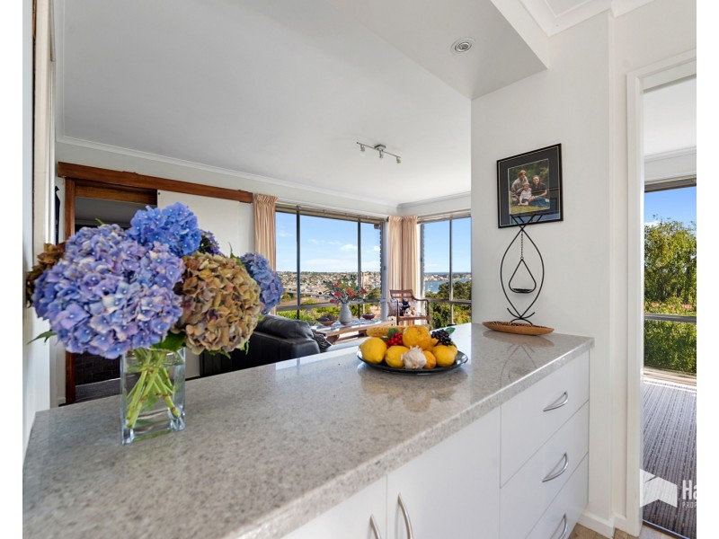 72 Sunbeam Crescent, East Devonport TAS 7310