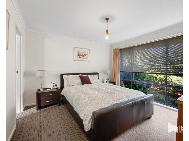 72 Sunbeam Crescent, East Devonport TAS 7310
