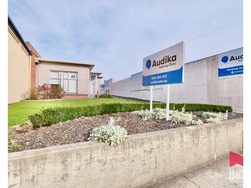 42 Formby Road, Devonport TAS 7310