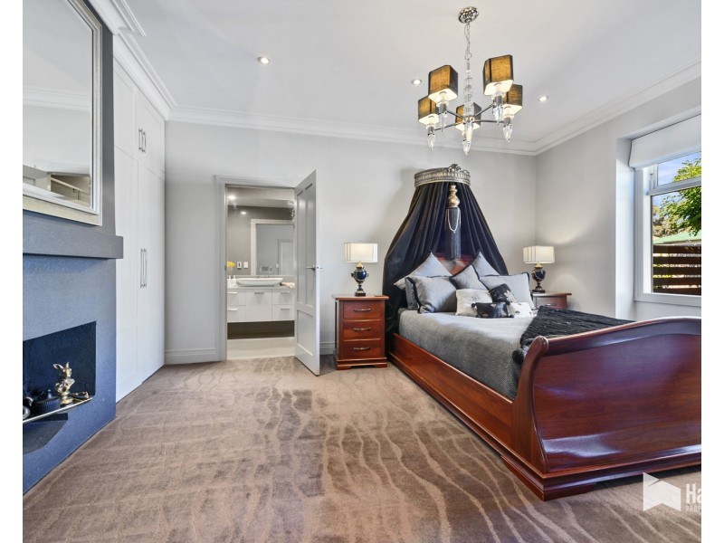 2 Forth Road, Don TAS 7310