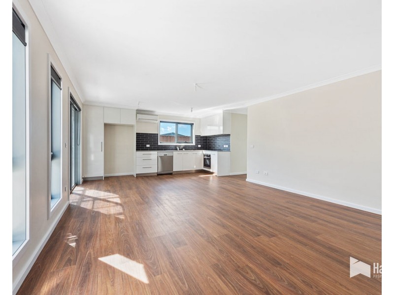 2/63 Stanley Street, Latrobe TAS 7307