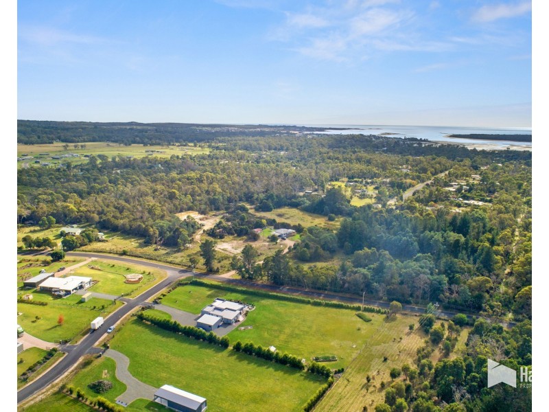 98 Moorings Drive, Squeaking Point TAS 7307