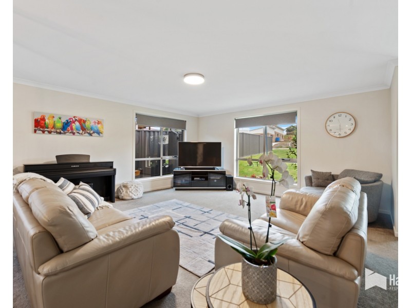 27 Spring Grove, Latrobe TAS 7307