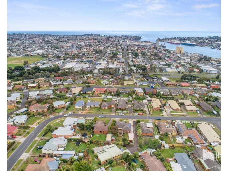 28 Shaw Street, Miandetta TAS 7310