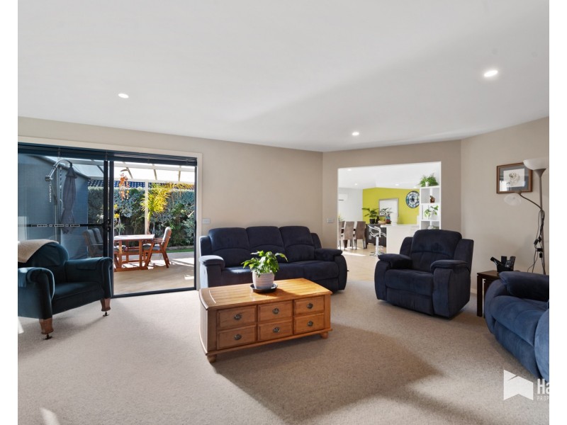 1 Inlet Court, Shearwater TAS 7307
