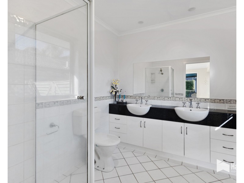 1 Inlet Court, Shearwater TAS 7307