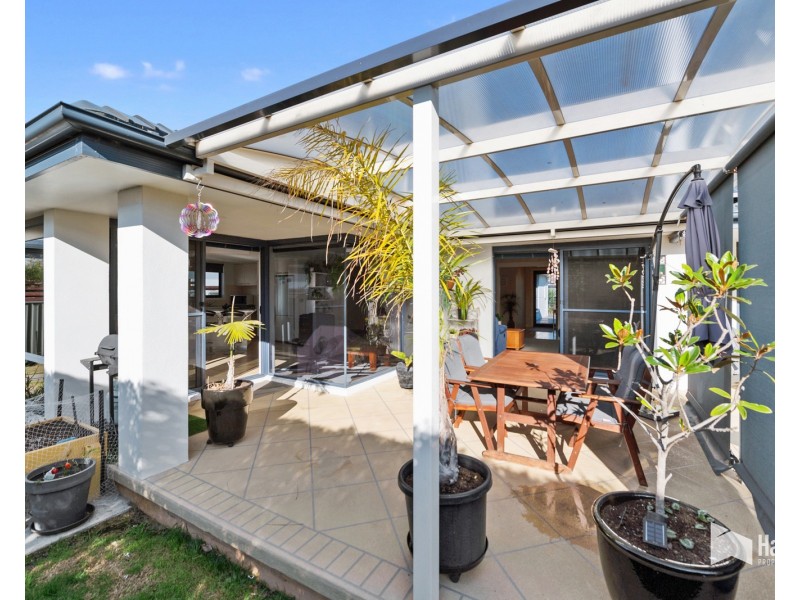 1 Inlet Court, Shearwater TAS 7307