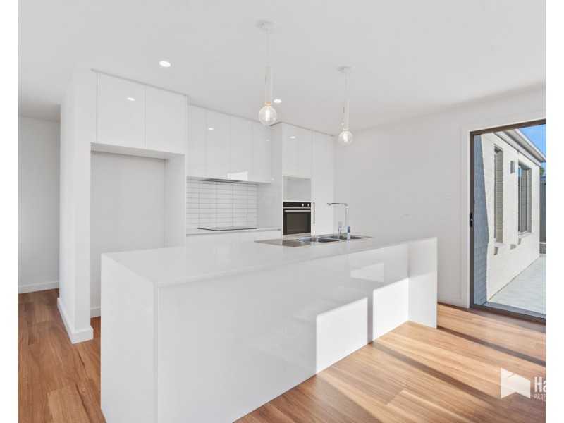 2A Haven Drive, Shearwater TAS 7307