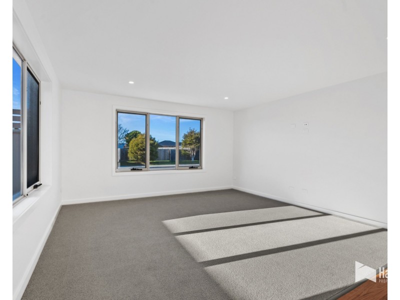 2A Haven Drive, Shearwater TAS 7307