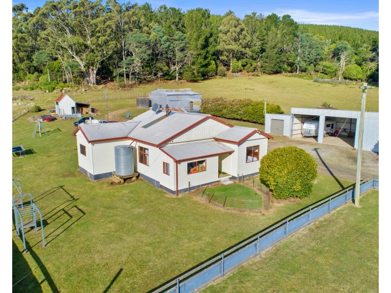 365 South Preston Road, South Preston TAS 7315