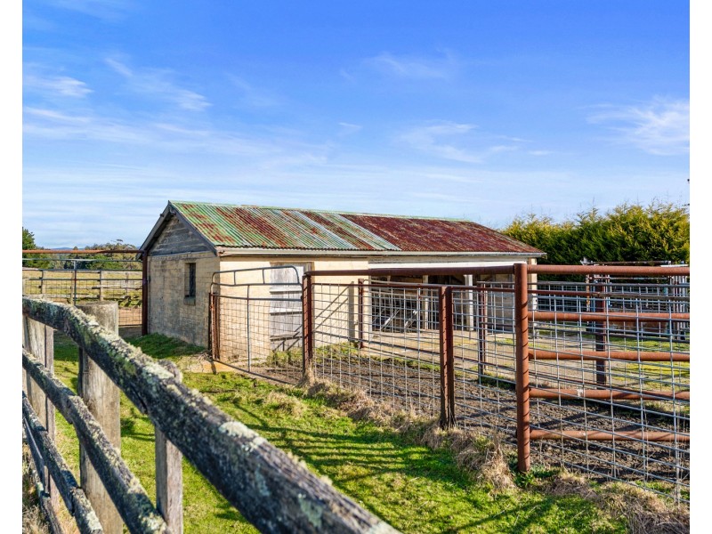 365 South Preston Road, South Preston TAS 7315