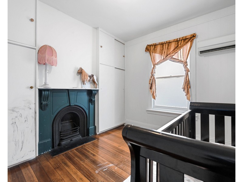29 Henry Street, Devonport TAS 7310