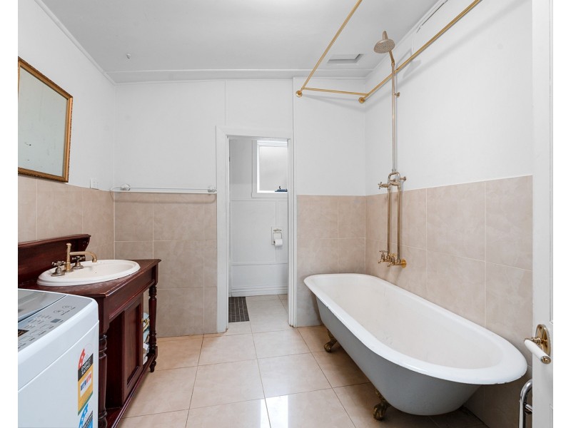 29 Henry Street, Devonport TAS 7310