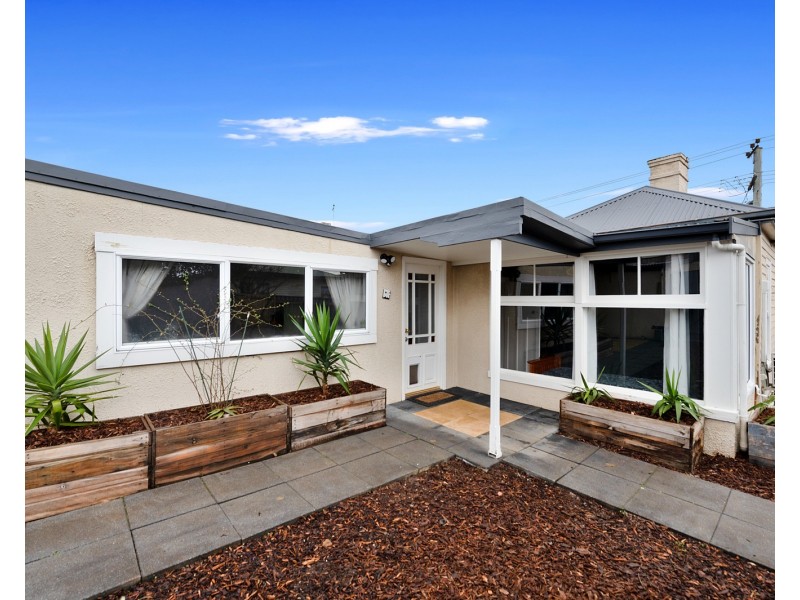 29 Henry Street, Devonport TAS 7310