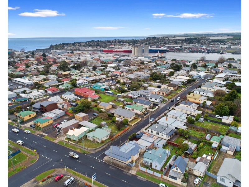 29 Henry Street, Devonport TAS 7310