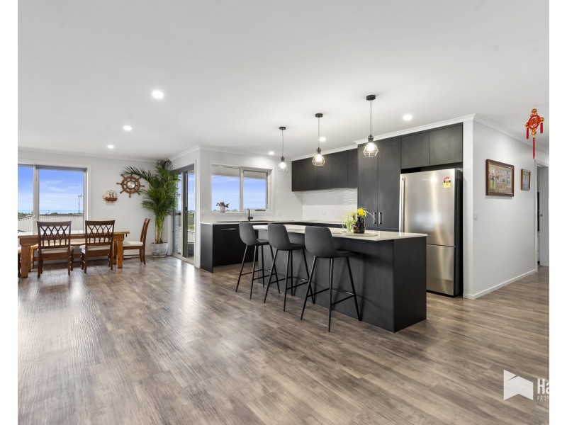 1A/36 Leary Avenue, Stony Rise TAS 7310