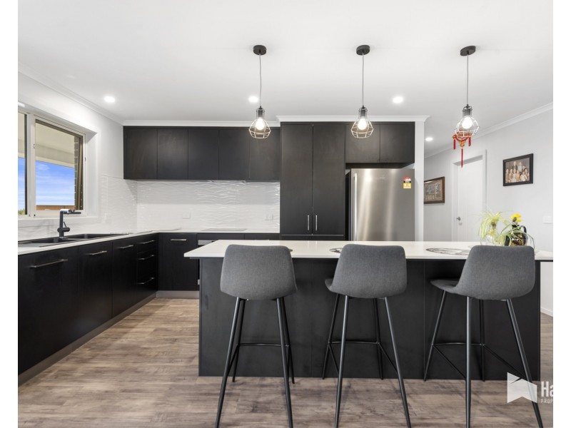 1A/36 Leary Avenue, Stony Rise TAS 7310