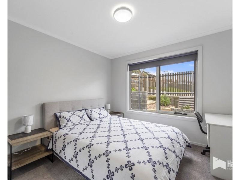 1A/36 Leary Avenue, Stony Rise TAS 7310