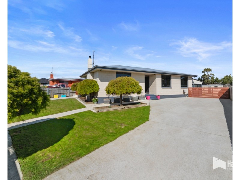50 Chichester Drive, Devonport TAS 7310