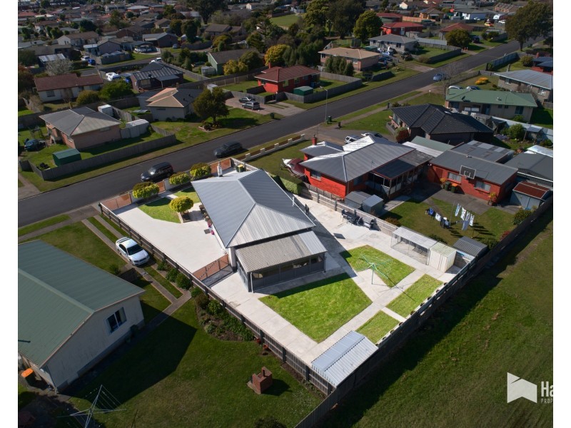 50 Chichester Drive, Devonport TAS 7310