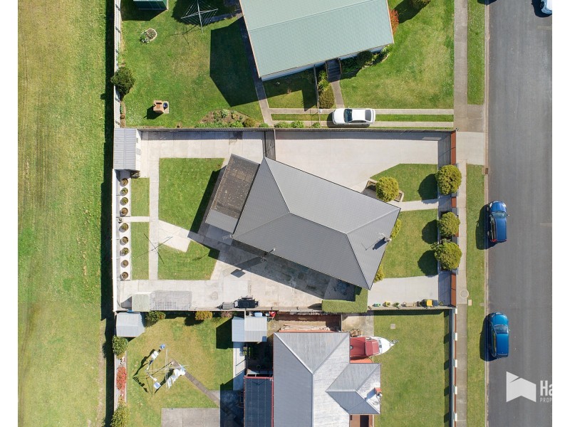 50 Chichester Drive, Devonport TAS 7310
