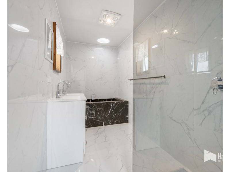 39 Devonport Road, Quoiba TAS 7310