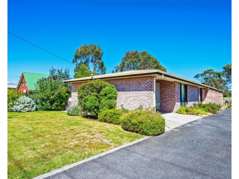 2/66 Alexander Street, Shearwater TAS 7307