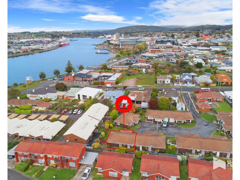 6/8A Lower Madden Street, Devonport TAS 7310