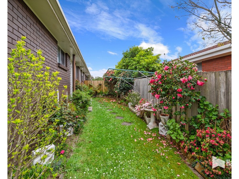6/8A Lower Madden Street, Devonport TAS 7310