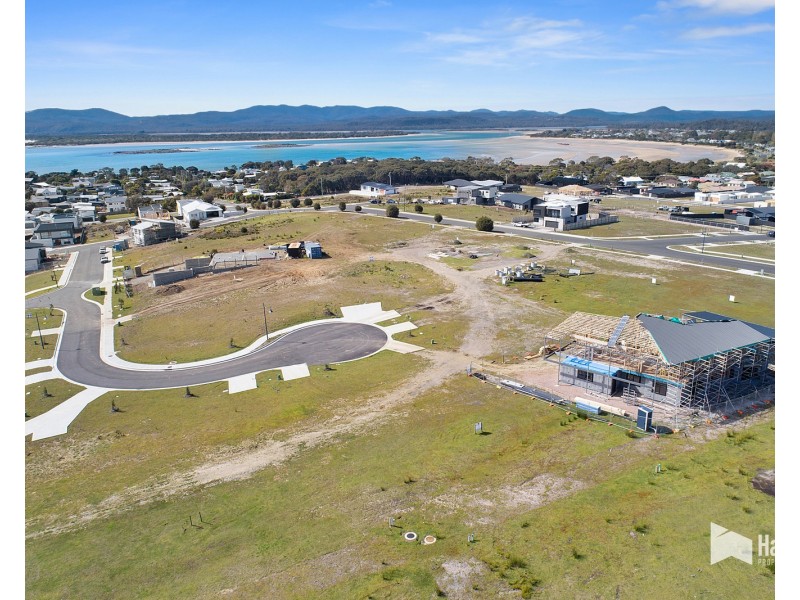 14 Topaz Place, Hawley Beach TAS 7307