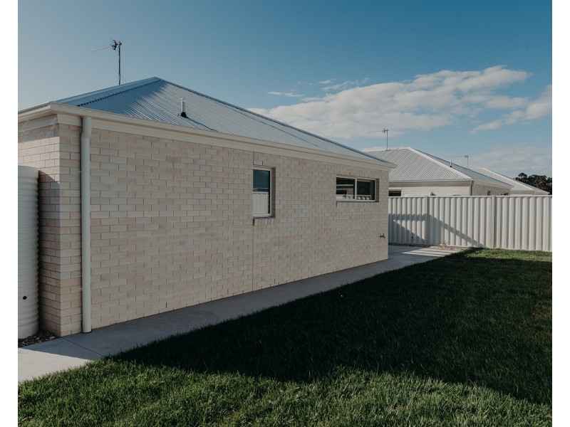 2/53 Fleetwood Drive, Spreyton TAS 7310