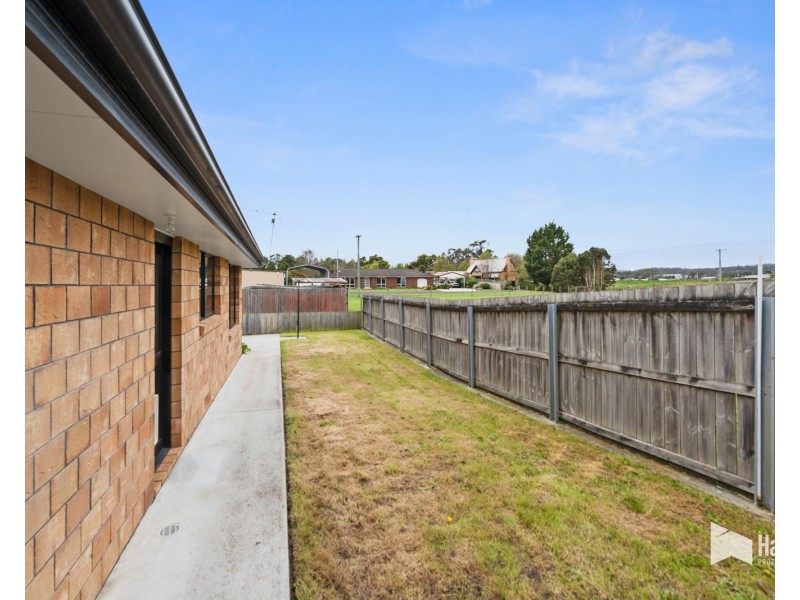 2/151 Percival Street, Latrobe TAS 7307