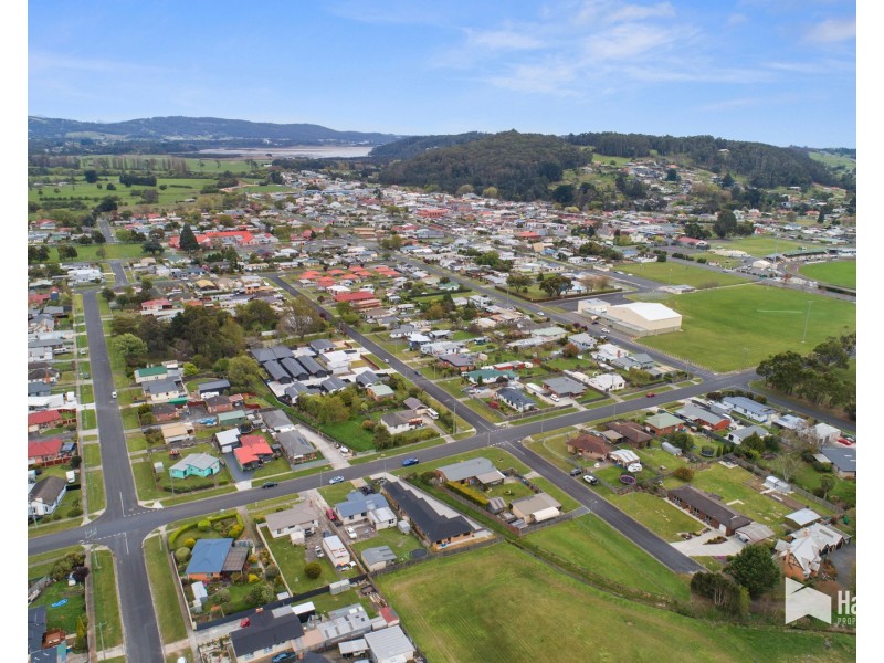 2/151 Percival Street, Latrobe TAS 7307