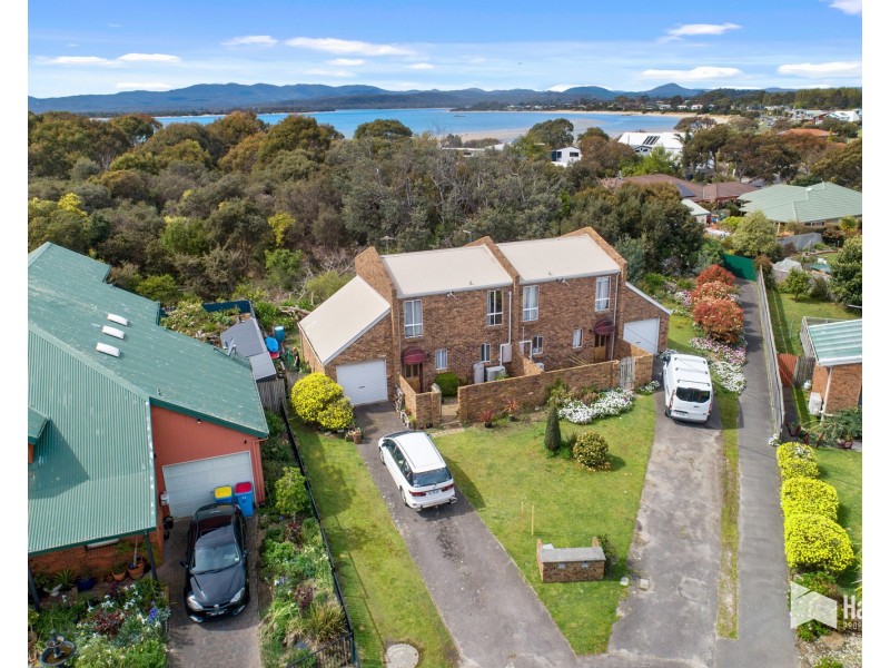 1/11 Hawley Place, Hawley Beach TAS 7307