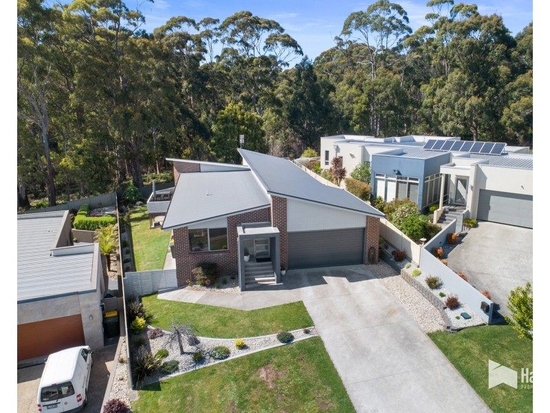 7 Leary Avenue, Stony Rise TAS 7310