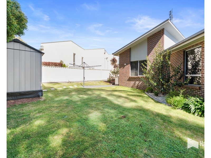 7 Leary Avenue, Stony Rise TAS 7310