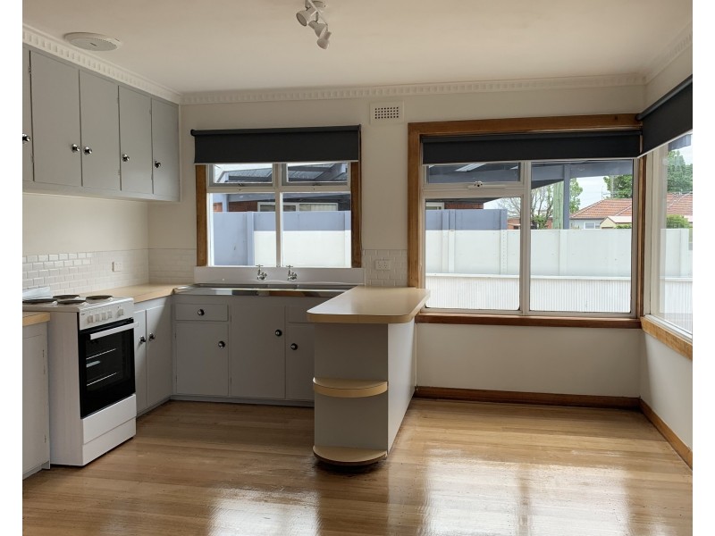 2 John Street, Ulverstone TAS 7315