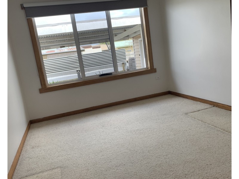 2 John Street, Ulverstone TAS 7315